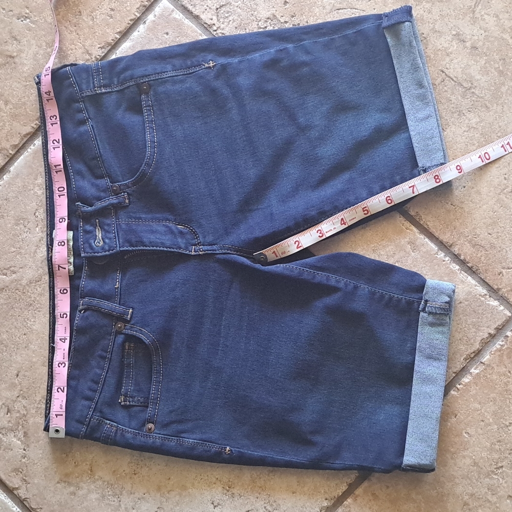 EUC soft denim bermuda shorts size 5 juniors